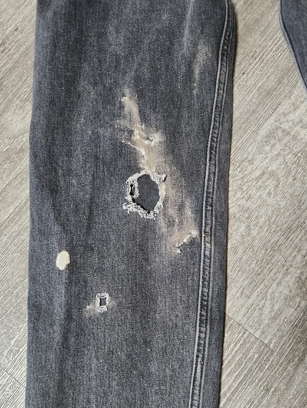 Vintage LEVI Dad Jeans High-Waist Black Distressed Jeans